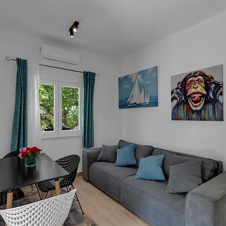 Apartman Kuca Za Odmor Lemon Tree Makarska